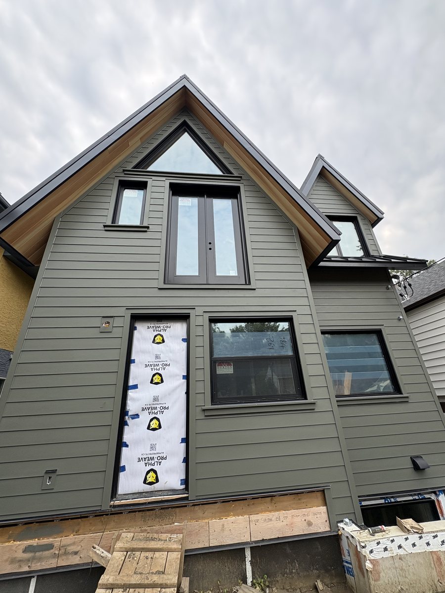 Gable end with cedar-trimmed fascia detail